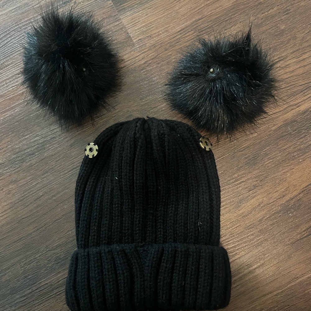 beanie - Picture 2 of 2